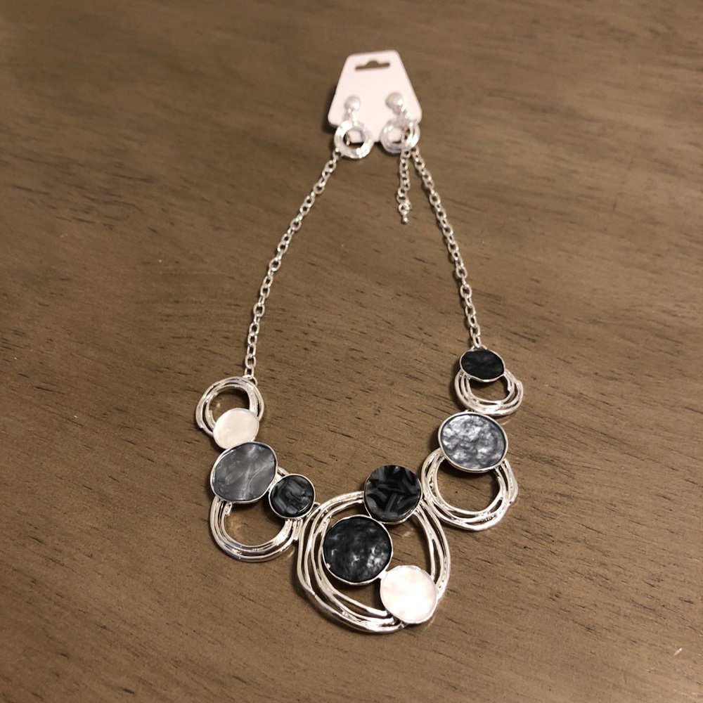 Jewelry - Circular Silver Gray and Black Tone Necklace and Earrings Set